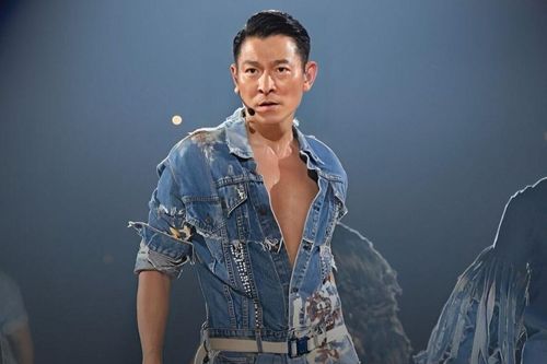 Sai lầm của 'thiên vương' Lưu Đức Hoa