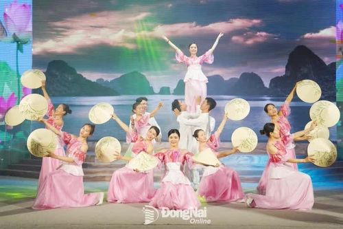 CHÀO MỪNG ĐẠI HỘI ĐẠI BIỂU ĐẢNG BỘ TỈNH ĐỒNG NAI LẦN THỨ I, NHIỆM KỲ 2025-2030 Trải nghiệm văn hóa mừng Đại hội Đại biểu Đảng bộ tỉnh Đồng Nai