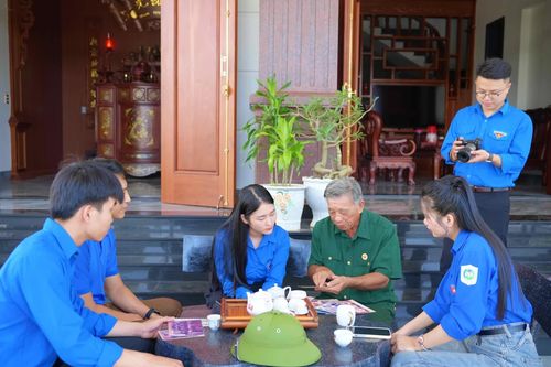 Lưu sử đỏ bằng khát vọng xanh