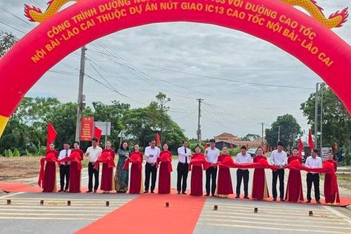 Khánh thành đường nối tỉnh lộ 163 với đường cao tốc Nội Bài - Lào Cai