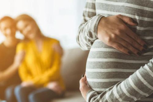 Hiểu đúng về mang thai hộ: Tia hy vọng cho những cặp vợ chồng vô sinh, hiếm muộn