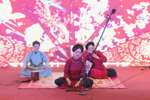 Gìn giữ tinh hoa di sản ca trù