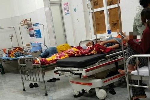 Ngộ độc thực phẩm trong trường học: Lỗ hổng quản lý hay thiếu trách nhiệm?