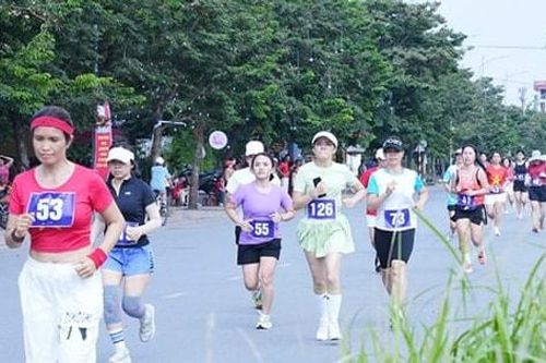 Hướng tới Chung kết Giải chạy Báo Hànôịmới mở rộng lần thứ 50 - Vì hòa bình năm 2025:Các phường, xã hướng tới kết quả cao nhất