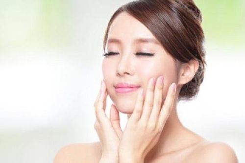 Bí quyết massage mặt tại nhà giúp da đàn hồi, làm chậm quá trình lão hóa