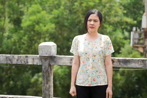 Vân Trang có 'vai diễn nóng bỏng nhất sự nghiệp', không tiết lộ để ông xã ra rạp bất ngờ