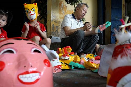 Hưng Yên: Bảo tồn nghề làm đồ chơi Trung thu truyền thống
