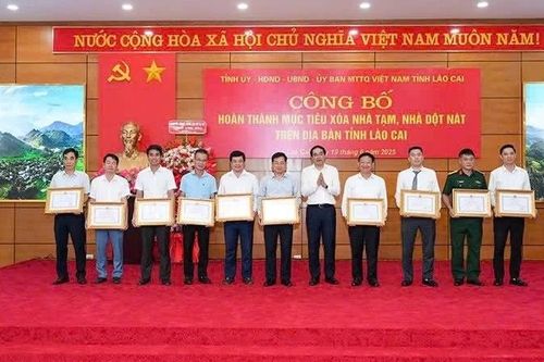 Xây dựng Lào Cai thành trung tâm kết nối kinh tế quốc tế, phát triển xanh, hài hòa, bản sắc, hạnh phúc