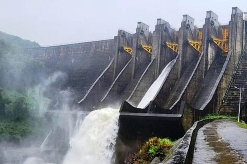 Tăng dần lưu lượng xả nước hồ thủy điện Hương Điền