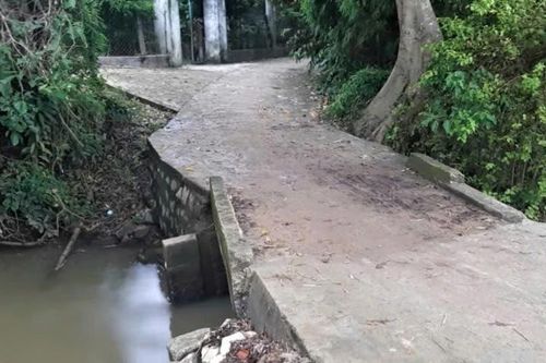 Một người tử vong thương tâm tại Gia Lai do xe máy lao xuống cống không nắp