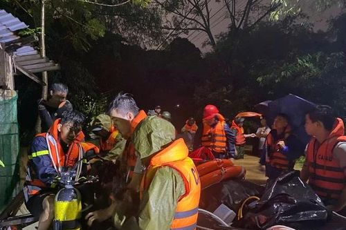 Tìm thấy thi thể người phụ nữ bị nước lũ cuốn trôi ở Huế