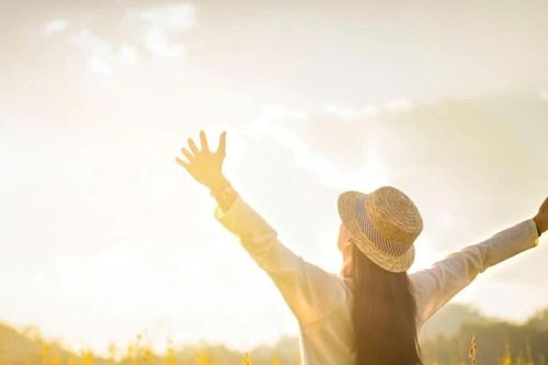 Cách tự yêu bản thân để duy trì sức khỏe, tinh thần tích cực