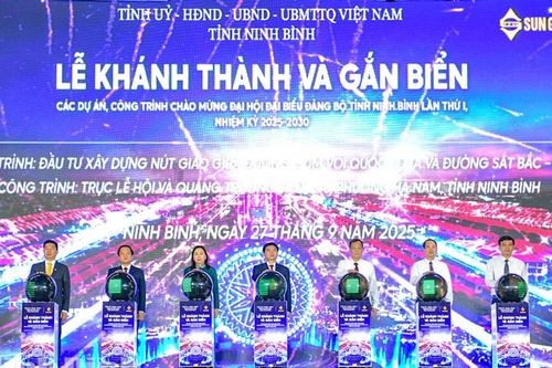 Ninh Bình: Khánh thành và gắn biển các công trình, dự án trọng điểm chào mừng Đại hội đại biểu Đảng bộ tỉnh lần thứ I