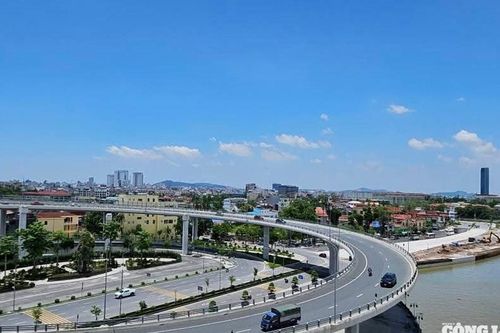 Hải Phòng - Thành phố Anh hùng rạng rỡ bước vào kỷ nguyên mới:Bài 2: Đô thị thành phố Cảng vươn tầm thần tốc