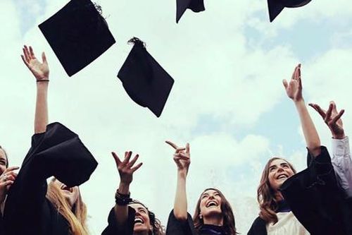 Thực tế tại những quốc gia 'miễn phí giáo dục đại học'