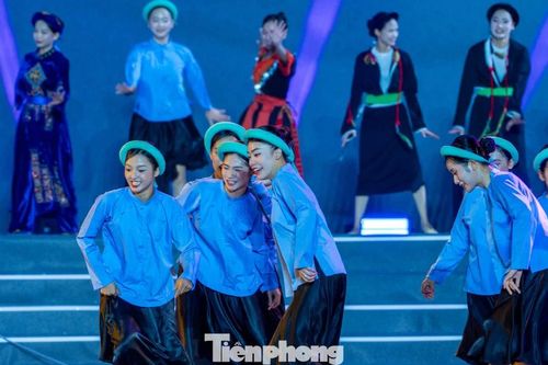 Mãn nhãn chương trình nghệ thuật đặc biệt của tỉnh Quảng Ninh