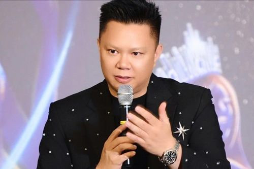 Chủ tịch Miss Universe Vietnam giải thích