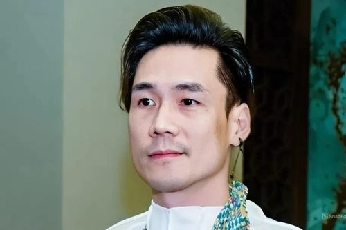 Khánh Phương nói gì sau buổi làm việc với công an?