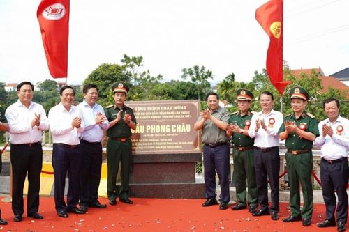Khánh thành cầu Phong Châu mới trên Quốc lộ 32C