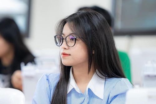 Học phí ở các trường đại học doanh thu nghìn tỷ, có trường tới cả trăm triệu/năm
