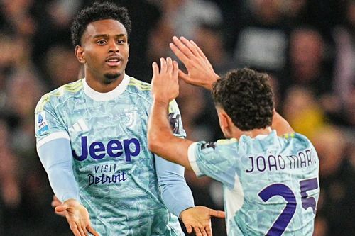Juventus chật vật hòa Atalanta, lỡ ngôi đầu Serie A