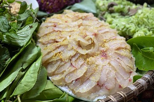 Đặc sản 'kén khách' có từ Nam ra Bắc, nước chấm làm từ thứ tưởng bỏ đi