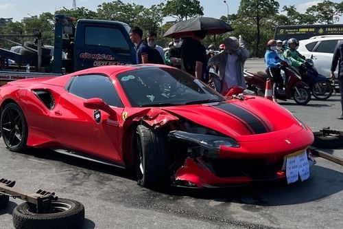 Siêu xe Ferrari 488 Pista tái xuất sau 3 năm gây tai nạn chết người ở Hà Nội