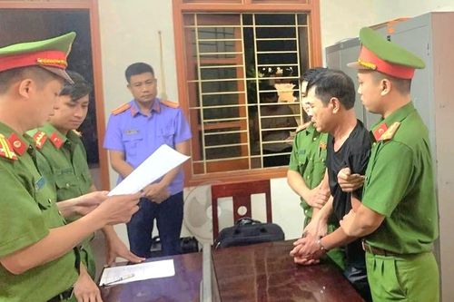 Phê chuẩn khởi tố đối tượng lên Facebook vu khống cá nhân, tổ chức
