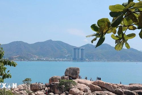 Tạo cú hích phát triển, nâng tầm đô thị biển Khánh Hòa