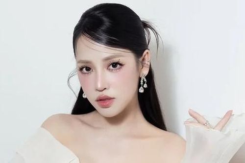 Diễn viên Puka gây choáng với sắc vóc ngọt ngào hậu sinh con