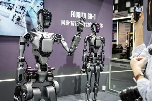 Tin nóng công nghệ 28/9: Trung Quốc mở trại huấn luyện robot khổng lồ
