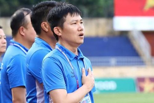 HLV Phan Như Thuật từ chức sau trận thua ngược tại V-League