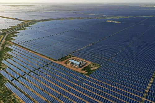 Bhadla Solar Park: Công viên năng lượng mặt trời lớn nhất thế giới