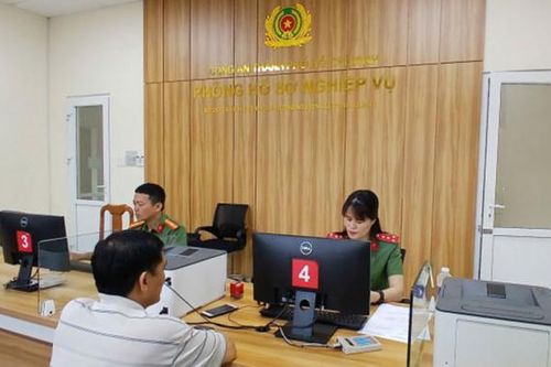 Xây dựng và hoàn thiện 10 dự án luật trọng tâm, yêu cầu cấp bách trong giai đoạn hiện nay