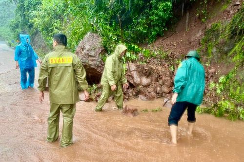 Quảng Trị khẩn trương ứng phó với bão số 10