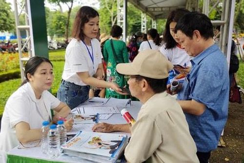Bữa ăn lành mạnh, nền móng cho tương lai khỏe mạnh, cao lớn