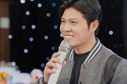 Nguyễn Văn Chung biểu diễn tại Chương trình 'Trung thu kết nối - Yêu thương'