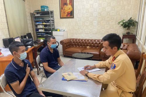 Xác định tài xế xe khách chèn ép xe tải trên đường Vành đai 3