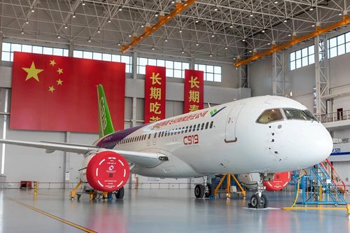 Bloomberg: Máy bay Comac C919 'niềm tự hào đang dần bị thu gọn' của Trung Quốc