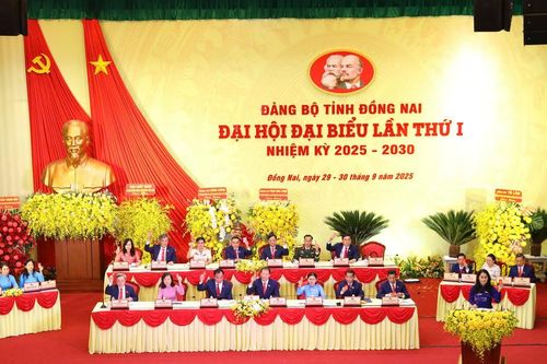 Quyết tâm xây dựng tỉnh Đồng Nai xanh, giàu mạnh, văn minh, hiện đại