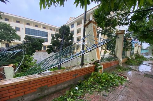 Đại học cho sinh viên nghỉ học, học online tránh bão Bualoi