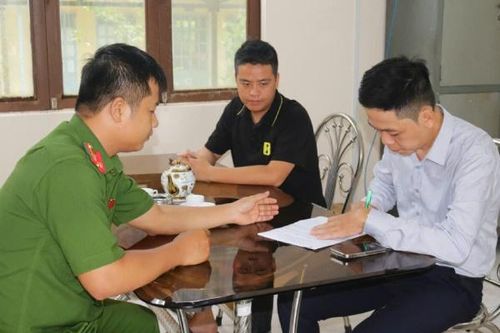 Trả lại hơn 2 tỷ tiền chuyển nhầm tài khoản