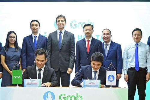 Tạo điều kiện để người trẻ tiếp cận công nghệ trong đời sống hằng ngày