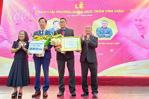Lần đầu tiên công trình nghiên cứu thuộc lĩnh vực lịch sử tư tưởng được trao Giải thưởng Trần Văn Giàu