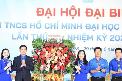 Chị Hứa Thanh Hoa tái cử Bí thư Đoàn Thanh niên ĐHQG Hà Nội