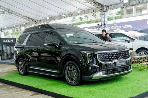 Tận thấy xe MPV Kia Carnival Thacoroyal 2025 hạng sang tại Việt Nam