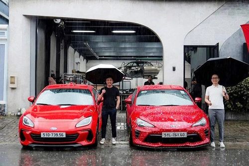 Subaru BRZ số sàn tiền tỷ về tay Cường Đô la 'đá cặp' Toyota 86