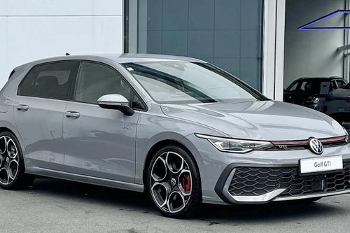 Huyền thoại hatchback Volkswagen Golf lộ diện tại Việt Nam