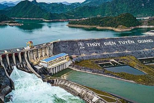 Mở thêm cửa xả đáy thủy điện Hòa Bình và Tuyên Quang