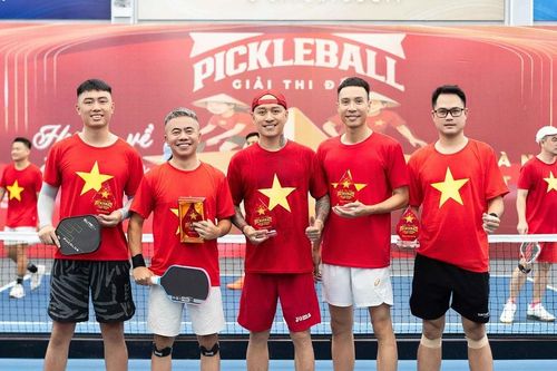 Hơn 500 triệu quyên góp từ thiện tại giải Pickleball hướng về đồng bào lũ lụt